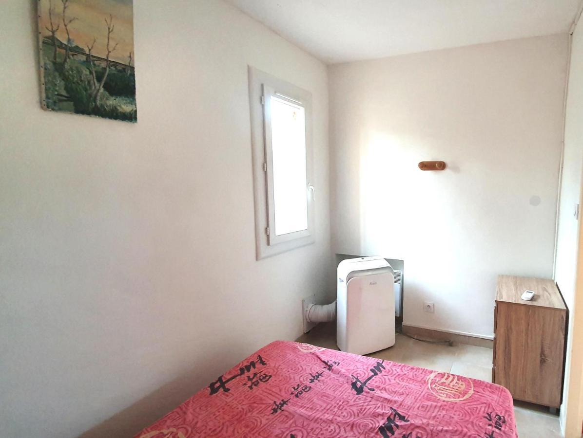 Appartement avec vaste terrasse à 30 m des dunes Agde Extérieur photo