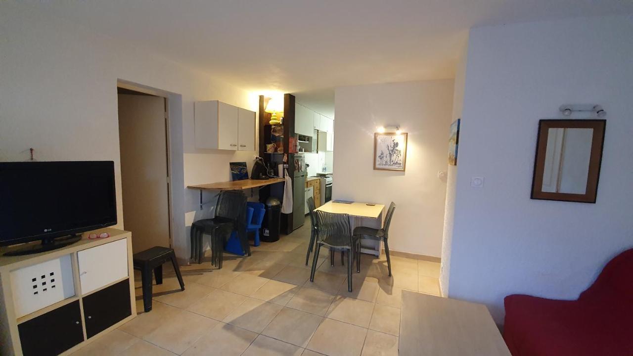 Appartement avec vaste terrasse à 30 m des dunes Agde Extérieur photo
